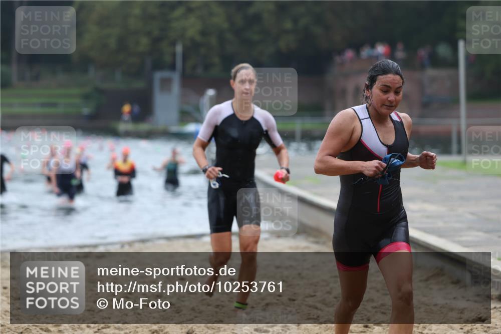 13.09.2026 - Stadtparktriathlon Mo-Foto http://msf.ph/oto/10253761 13.09.2026 10:12:27 Schwimmen 359, 378, 395, 405, 439, 444, 454, 465 meine-sportfotos.de