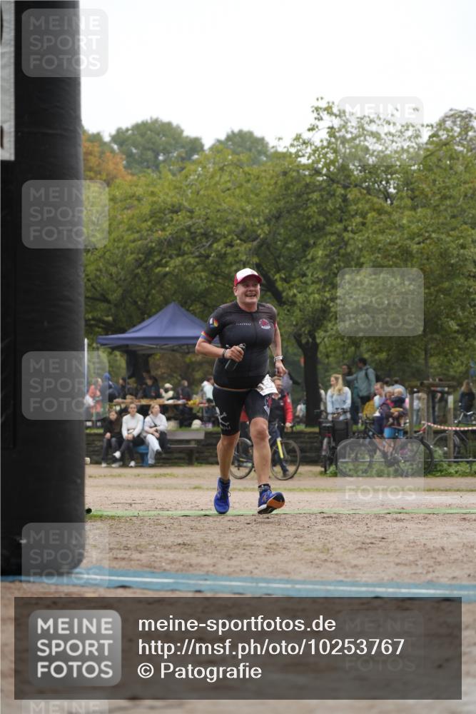 13.09.2026 - Stadtparktriathlon Patografie http://msf.ph/oto/10253767 13.09.2026 10:25:19 Ziel 150 meine-sportfotos.de
