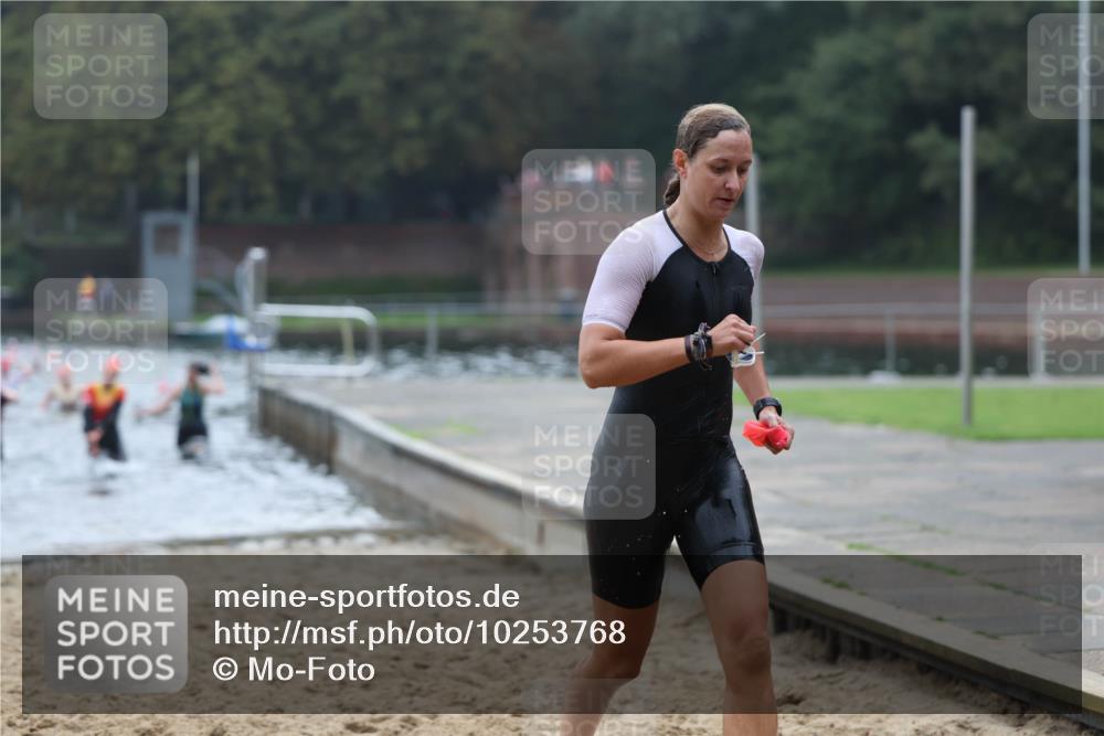 13.09.2026 - Stadtparktriathlon Mo-Foto http://msf.ph/oto/10253768 13.09.2026 10:12:28 Schwimmen 359, 395, 405, 439, 444, 454, 465 meine-sportfotos.de