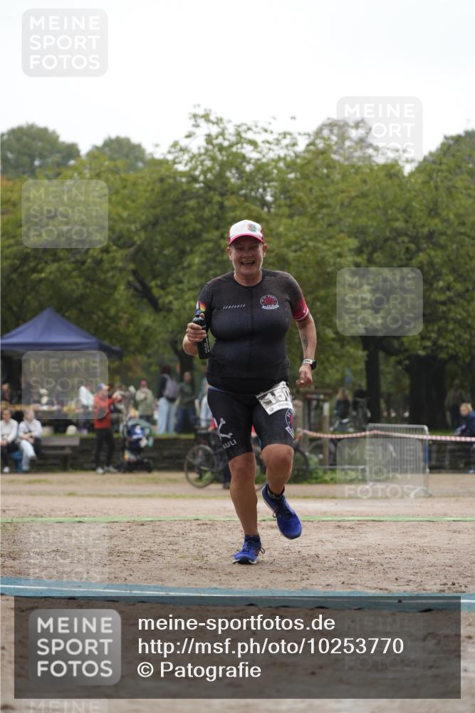 13.09.2026 - Stadtparktriathlon Patografie http://msf.ph/oto/10253770 13.09.2026 10:25:20 Ziel 150 meine-sportfotos.de