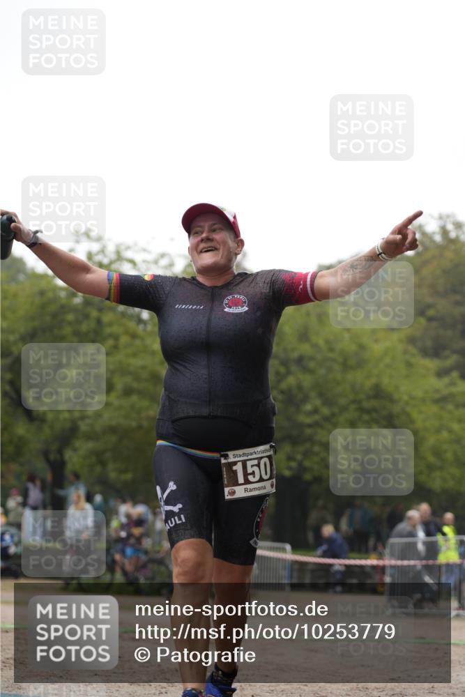 13.09.2026 - Stadtparktriathlon Patografie http://msf.ph/oto/10253779 13.09.2026 10:25:21 Ziel 150 meine-sportfotos.de