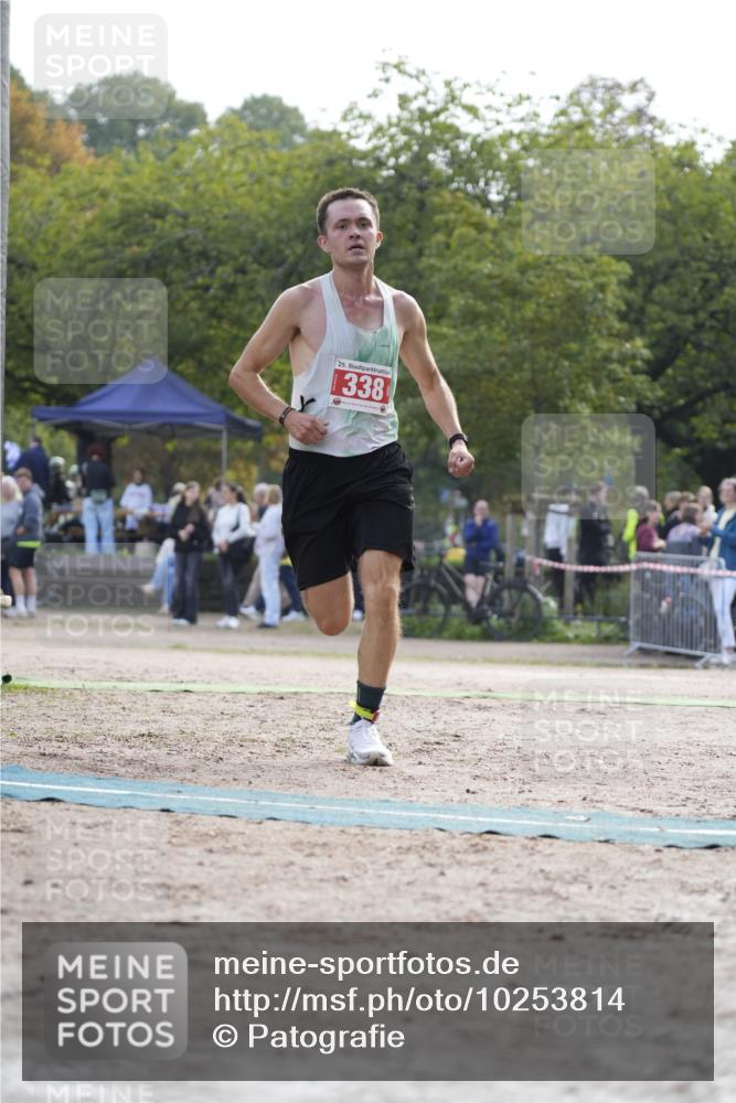 13.09.2026 - Stadtparktriathlon Patografie http://msf.ph/oto/10253814 13.09.2026 10:39:57 Ziel 338 meine-sportfotos.de