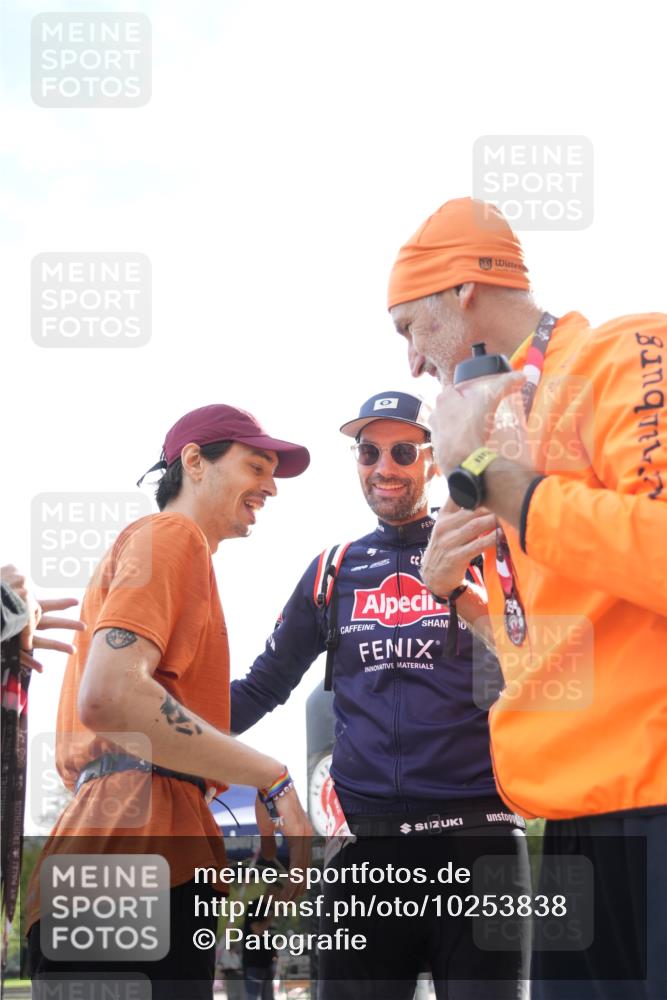 13.09.2026 - Stadtparktriathlon Patografie http://msf.ph/oto/10253838 13.09.2026 10:44:42 Ziel  meine-sportfotos.de