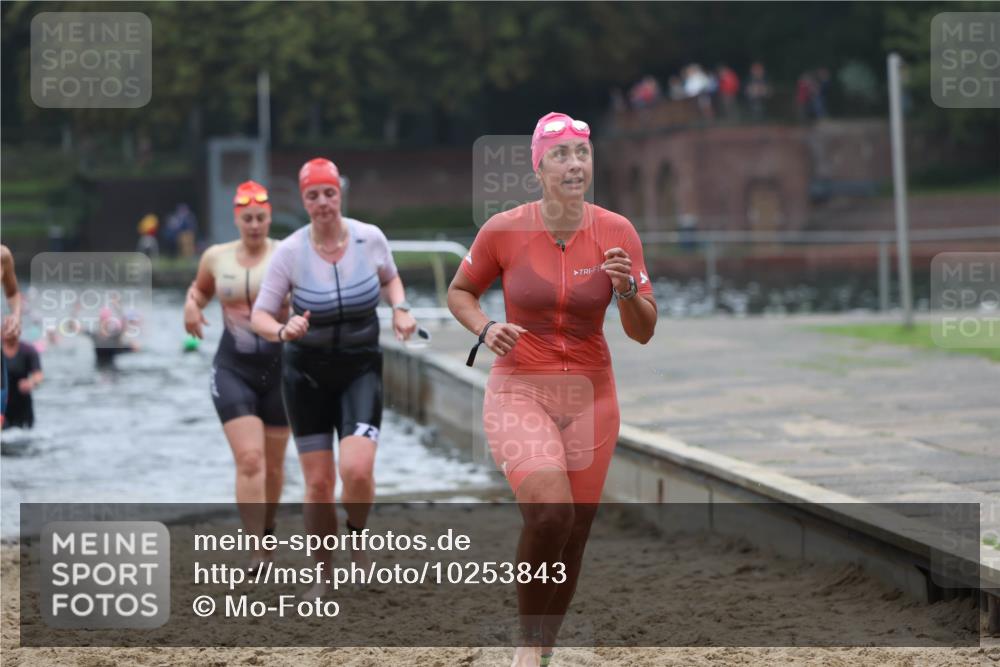 13.09.2026 - Stadtparktriathlon Mo-Foto http://msf.ph/oto/10253843 13.09.2026 10:12:53 Schwimmen 346, 372, 383, 390, 414, 432, 447 meine-sportfotos.de
