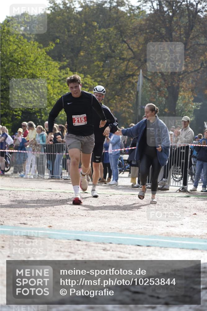 13.09.2026 - Stadtparktriathlon Patografie http://msf.ph/oto/10253844 13.09.2026 10:46:03 Ziel 215, 226 meine-sportfotos.de