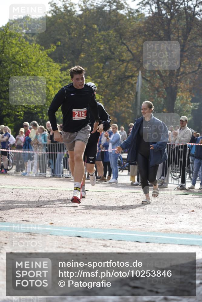 13.09.2026 - Stadtparktriathlon Patografie http://msf.ph/oto/10253846 13.09.2026 10:46:03 Ziel 215, 226 meine-sportfotos.de