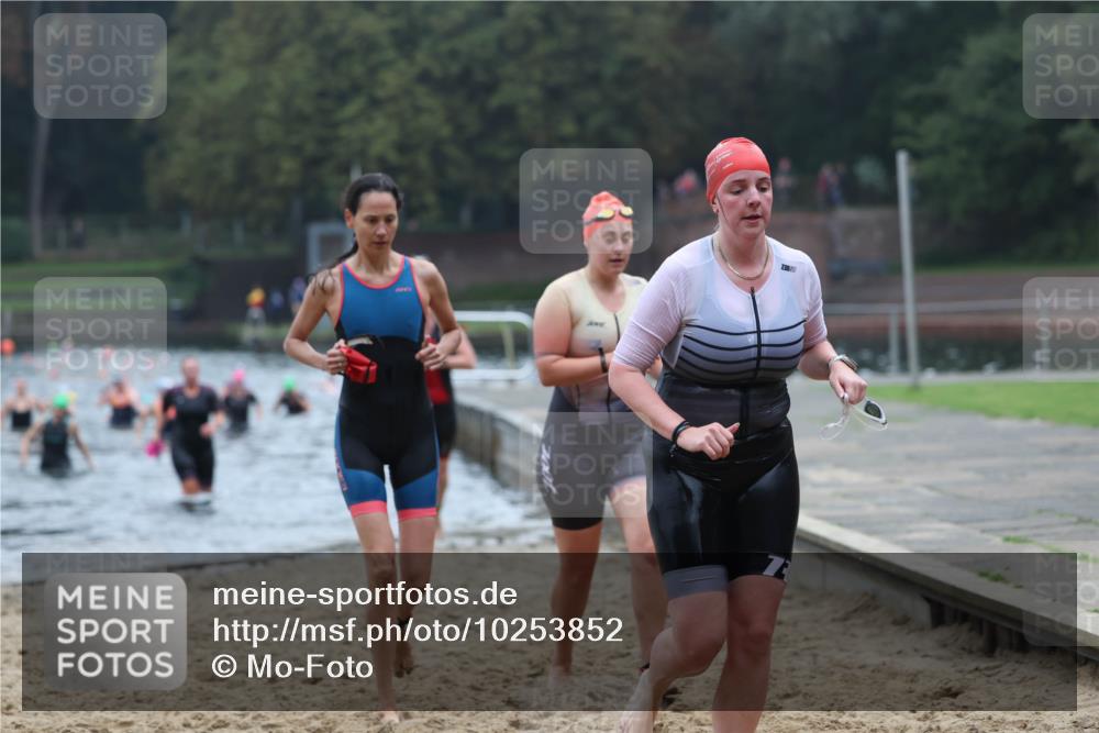 13.09.2026 - Stadtparktriathlon Mo-Foto http://msf.ph/oto/10253852 13.09.2026 10:12:55 Schwimmen 346, 372, 383, 390, 432, 433, 447 meine-sportfotos.de