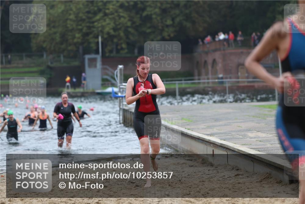 13.09.2026 - Stadtparktriathlon Mo-Foto http://msf.ph/oto/10253857 13.09.2026 10:12:58 Schwimmen 346, 372, 383, 390, 432, 433, 447 meine-sportfotos.de