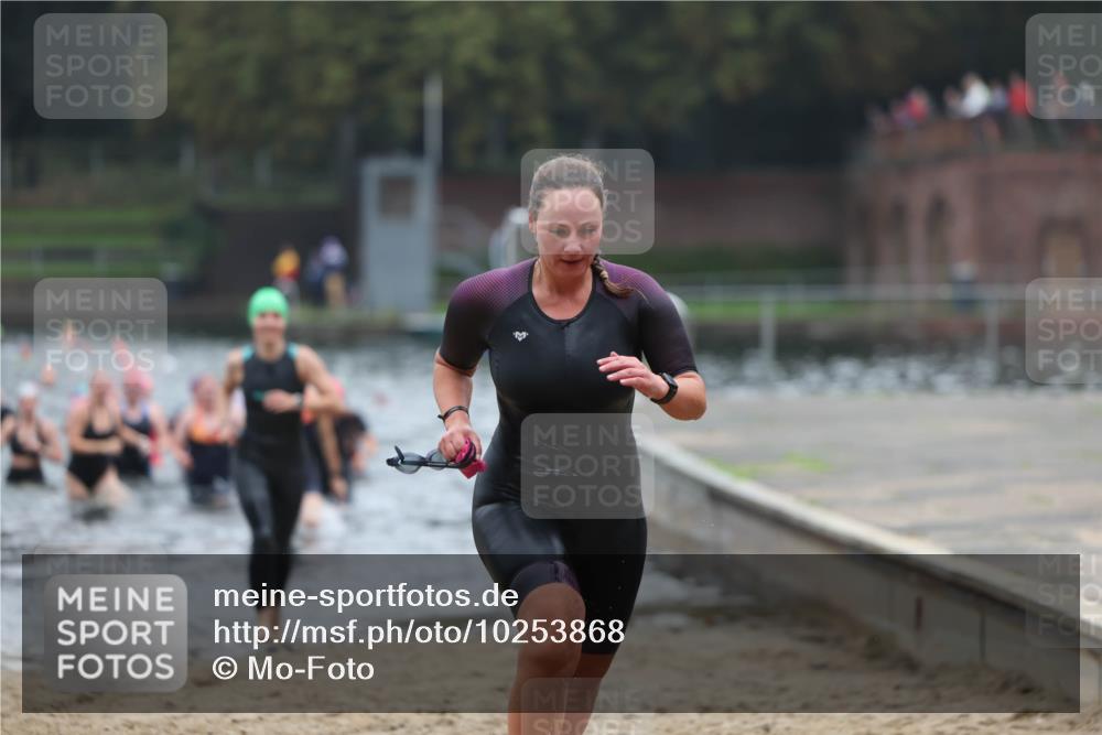 13.09.2026 - Stadtparktriathlon Mo-Foto http://msf.ph/oto/10253868 13.09.2026 10:13:04 Schwimmen 390, 415, 428, 433, 443, 450, 462 meine-sportfotos.de