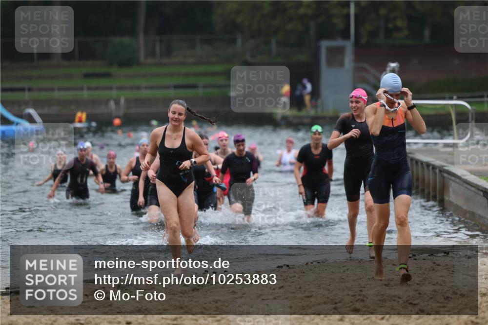 13.09.2026 - Stadtparktriathlon Mo-Foto http://msf.ph/oto/10253883 13.09.2026 10:13:11 Schwimmen 347, 357, 385, 415, 428, 430, 433, 434, 443, 450, 461, 462 meine-sportfotos.de