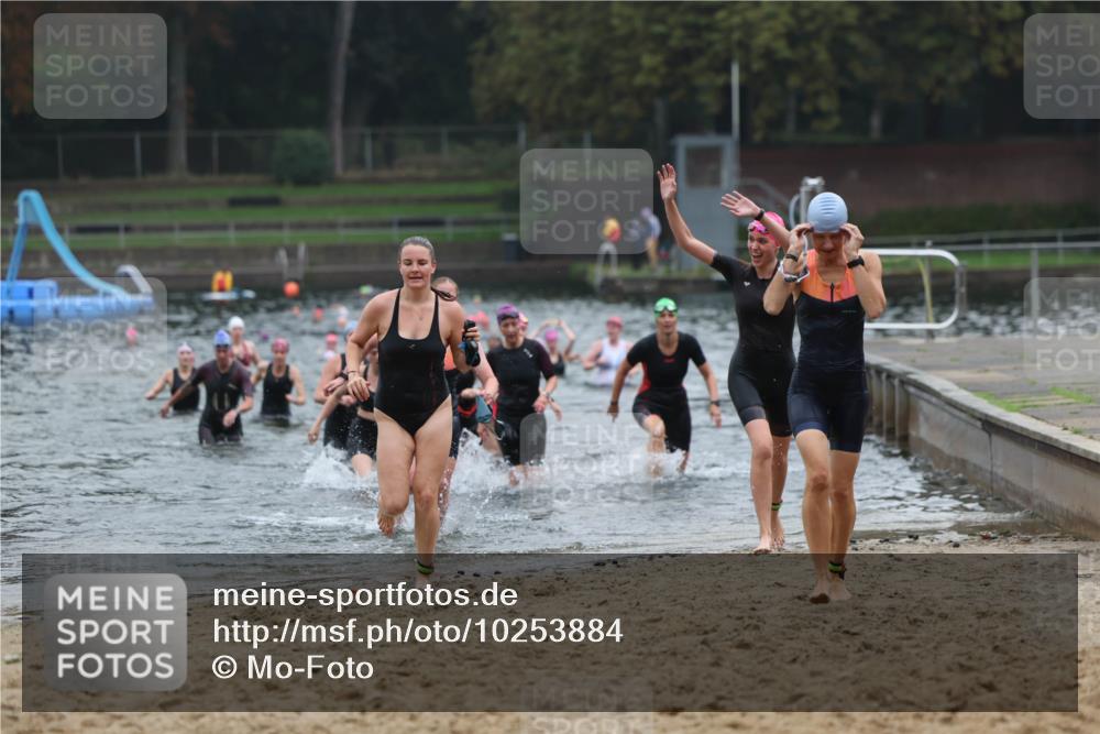13.09.2026 - Stadtparktriathlon Mo-Foto http://msf.ph/oto/10253884 13.09.2026 10:13:11 Schwimmen 347, 357, 385, 415, 428, 430, 433, 434, 443, 450, 461, 462 meine-sportfotos.de