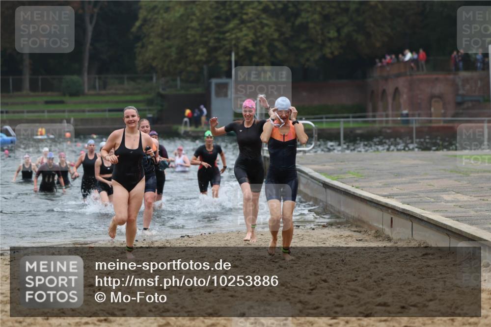 13.09.2026 - Stadtparktriathlon Mo-Foto http://msf.ph/oto/10253886 13.09.2026 10:13:12 Schwimmen 347, 357, 385, 415, 428, 430, 433, 434, 443, 450, 461, 462 meine-sportfotos.de