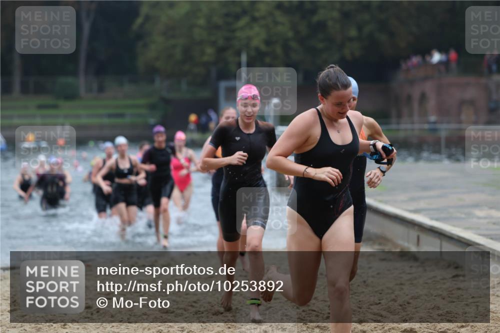 13.09.2026 - Stadtparktriathlon Mo-Foto http://msf.ph/oto/10253892 13.09.2026 10:13:14 Schwimmen 347, 354, 357, 385, 402, 415, 428, 430, 434, 443, 450, 461, 462 meine-sportfotos.de