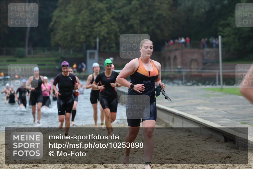13.09.2026 - Stadtparktriathlon Mo-Foto http://msf.ph/oto/10253898 13.09.2026 10:13:16 Schwimmen 347, 353, 354, 357, 377, 385, 402, 415, 428, 430, 434, 443, 450, 461, 462 meine-sportfotos.de
