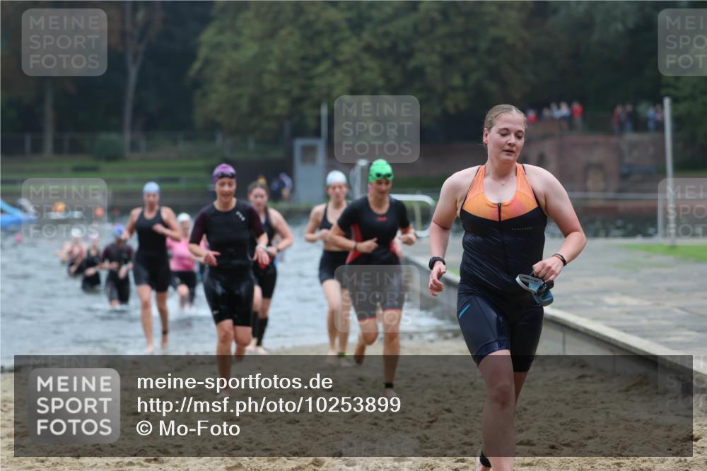 13.09.2026 - Stadtparktriathlon Mo-Foto http://msf.ph/oto/10253899 13.09.2026 10:13:17 Schwimmen 347, 353, 354, 357, 377, 385, 402, 415, 428, 430, 434, 443, 450, 461, 462 meine-sportfotos.de