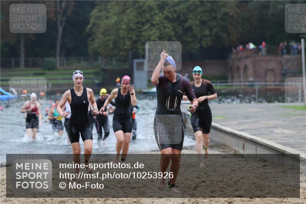 13.09.2026 - Stadtparktriathlon Mo-Foto http://msf.ph/oto/10253926 13.09.2026 10:13:26 Schwimmen 353, 354, 377, 385, 386, 387, 399, 400, 402, 406, 420, 422, 434, 437 meine-sportfotos.de