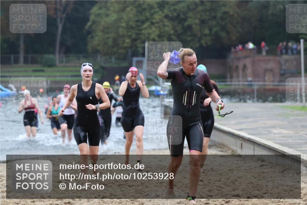 13.09.2026 - Stadtparktriathlon Mo-Foto http://msf.ph/oto/10253928 13.09.2026 10:13:27 Schwimmen 353, 354, 358, 377, 381, 385, 386, 387, 399, 400, 402, 406, 420, 422, 437 meine-sportfotos.de