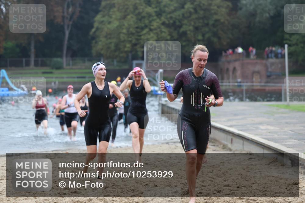 13.09.2026 - Stadtparktriathlon Mo-Foto http://msf.ph/oto/10253929 13.09.2026 10:13:27 Schwimmen 353, 354, 358, 377, 381, 385, 386, 387, 399, 400, 402, 406, 420, 422, 437 meine-sportfotos.de