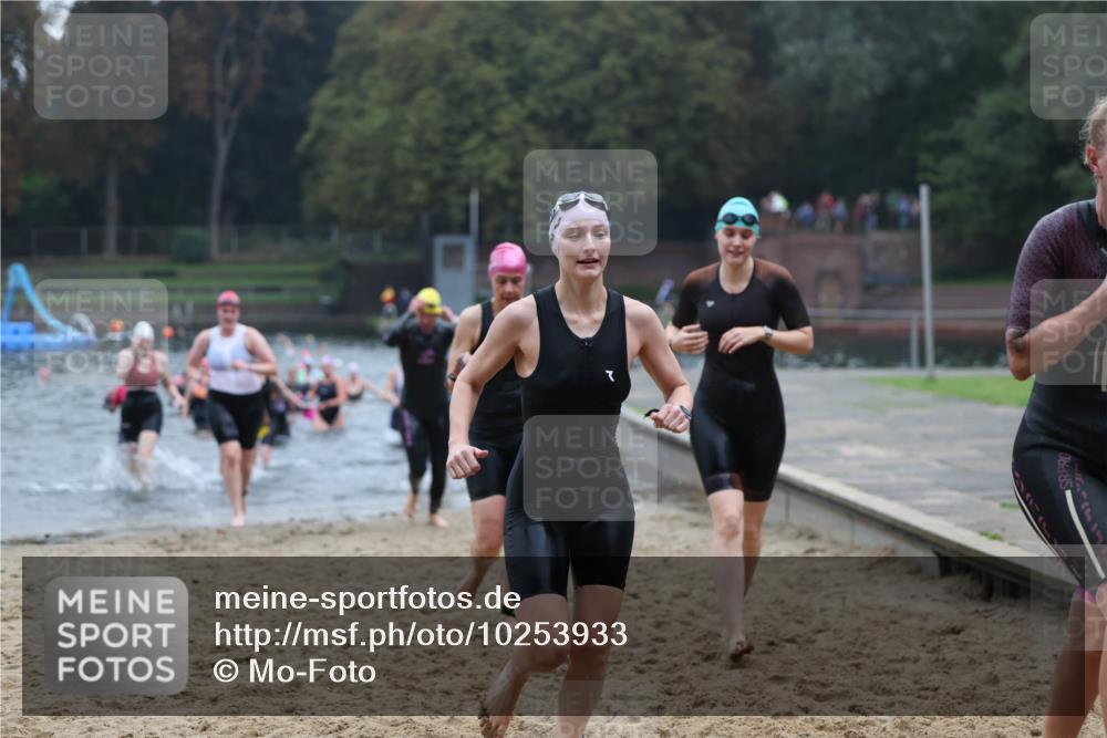 13.09.2026 - Stadtparktriathlon Mo-Foto http://msf.ph/oto/10253933 13.09.2026 10:13:28 Schwimmen 353, 354, 358, 377, 381, 386, 387, 399, 400, 402, 406, 420, 422, 429, 437 meine-sportfotos.de