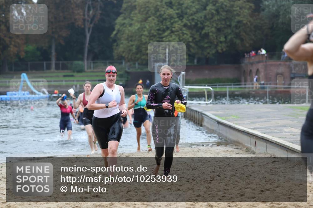 13.09.2026 - Stadtparktriathlon Mo-Foto http://msf.ph/oto/10253939 13.09.2026 10:13:31 Schwimmen 353, 354, 358, 377, 381, 386, 387, 392, 399, 400, 402, 406, 420, 422, 429, 437 meine-sportfotos.de