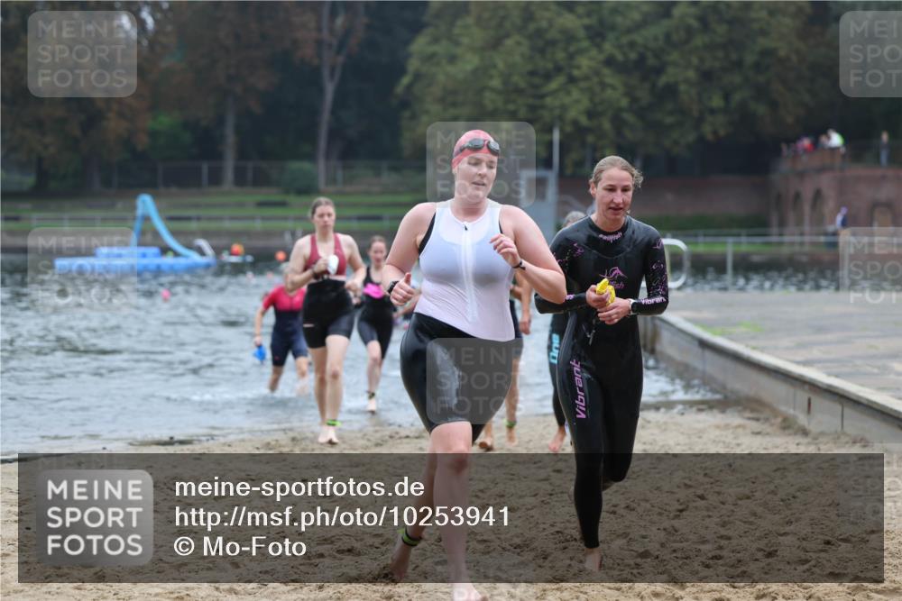 13.09.2026 - Stadtparktriathlon Mo-Foto http://msf.ph/oto/10253941 13.09.2026 10:13:32 Schwimmen 353, 358, 377, 381, 386, 387, 392, 399, 400, 402, 406, 420, 422, 429, 437 meine-sportfotos.de
