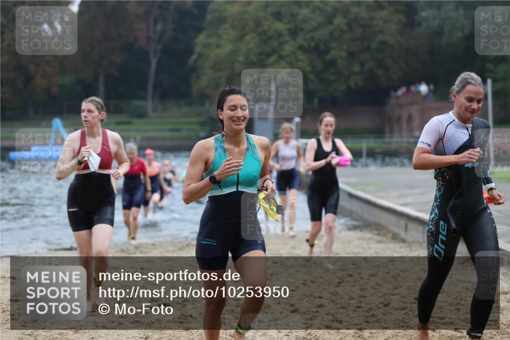 13.09.2026 - Stadtparktriathlon Mo-Foto http://msf.ph/oto/10253950 13.09.2026 10:13:35 Schwimmen 358, 381, 386, 387, 392, 399, 400, 406, 419, 420, 422, 429, 437 meine-sportfotos.de