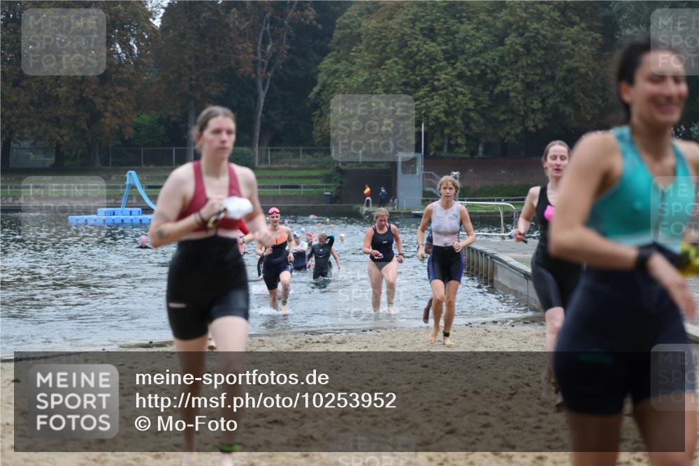 13.09.2026 - Stadtparktriathlon Mo-Foto http://msf.ph/oto/10253952 13.09.2026 10:13:36 Schwimmen 358, 381, 386, 387, 392, 399, 400, 406, 419, 420, 422, 429, 437, 445 meine-sportfotos.de