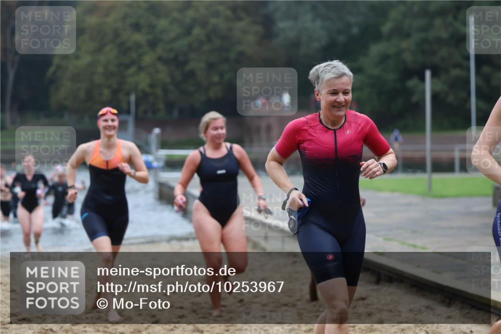 13.09.2026 - Stadtparktriathlon Mo-Foto http://msf.ph/oto/10253967 13.09.2026 10:13:41 Schwimmen 358, 381, 387, 392, 398, 401, 406, 419, 420, 429, 445, 449 meine-sportfotos.de