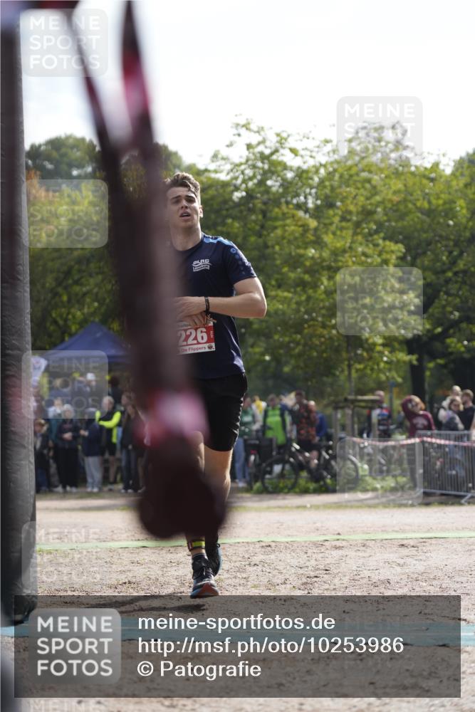 13.09.2026 - Stadtparktriathlon Patografie http://msf.ph/oto/10253986 13.09.2026 10:46:11 Ziel 215, 226 meine-sportfotos.de