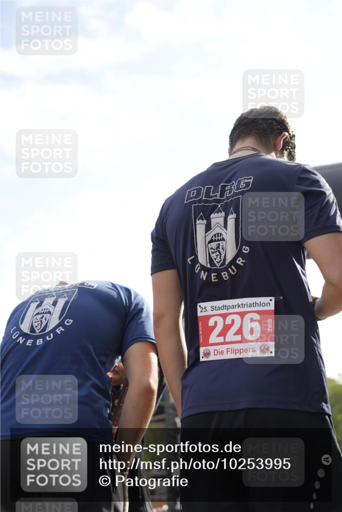 13.09.2026 - Stadtparktriathlon Patografie http://msf.ph/oto/10253995 13.09.2026 10:46:26 Ziel  meine-sportfotos.de