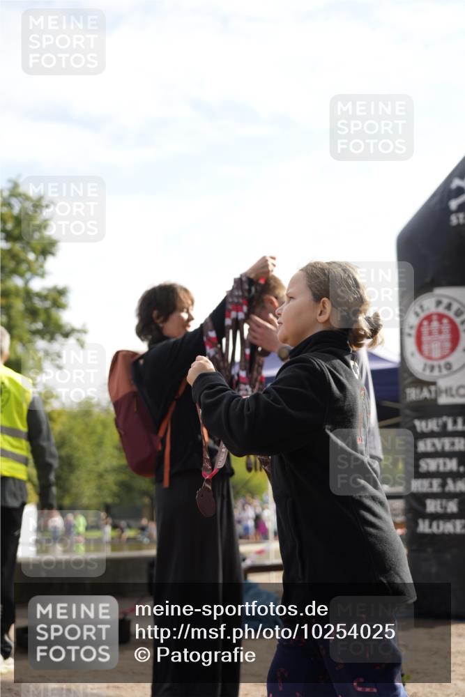 13.09.2026 - Stadtparktriathlon Patografie http://msf.ph/oto/10254025 13.09.2026 10:47:21 Ziel 328, 333 meine-sportfotos.de