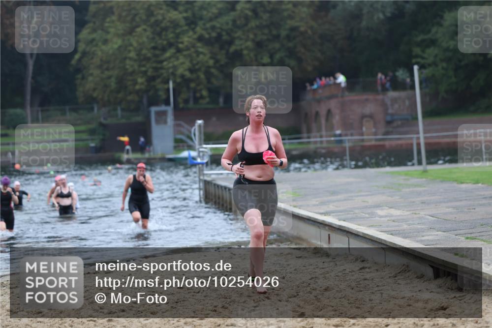 13.09.2026 - Stadtparktriathlon Mo-Foto http://msf.ph/oto/10254026 13.09.2026 10:13:55 Schwimmen 371, 398, 401, 449, 452, 457 meine-sportfotos.de