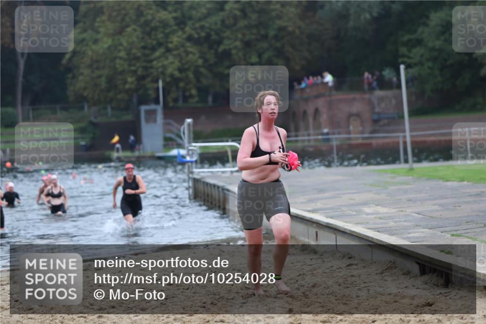 13.09.2026 - Stadtparktriathlon Mo-Foto http://msf.ph/oto/10254028 13.09.2026 10:13:55 Schwimmen 371, 398, 401, 449, 452, 457 meine-sportfotos.de
