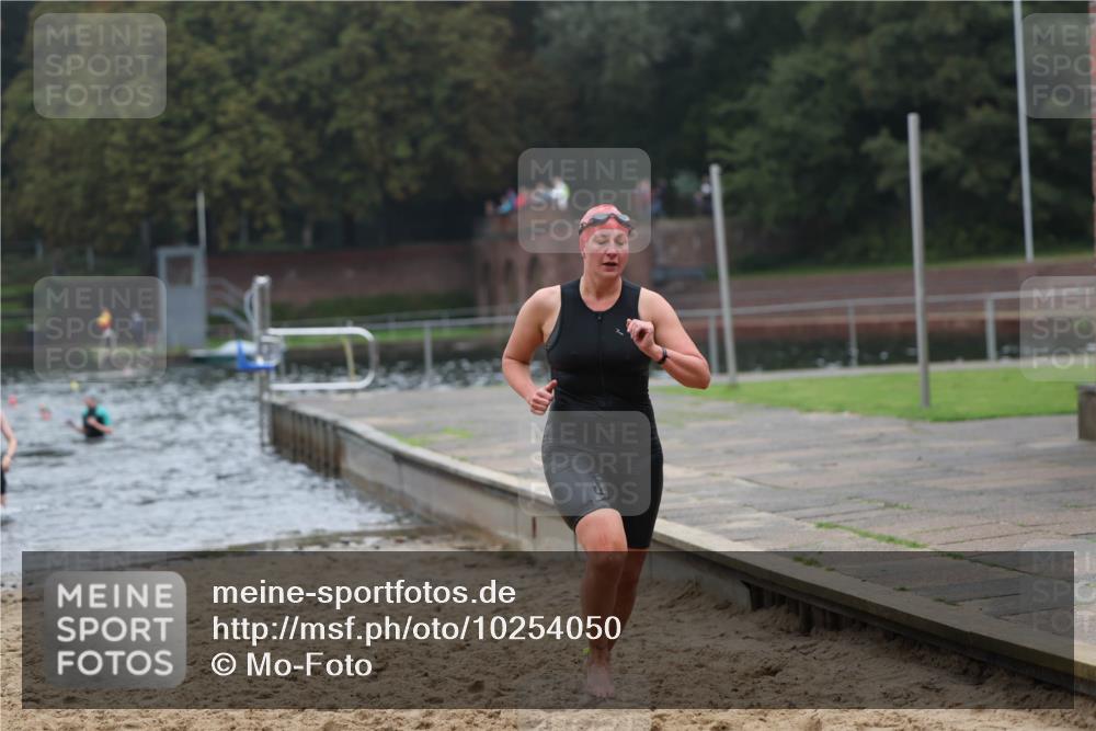 13.09.2026 - Stadtparktriathlon Mo-Foto http://msf.ph/oto/10254050 13.09.2026 10:14:01 Schwimmen 366, 371, 375, 403, 435, 452, 457 meine-sportfotos.de