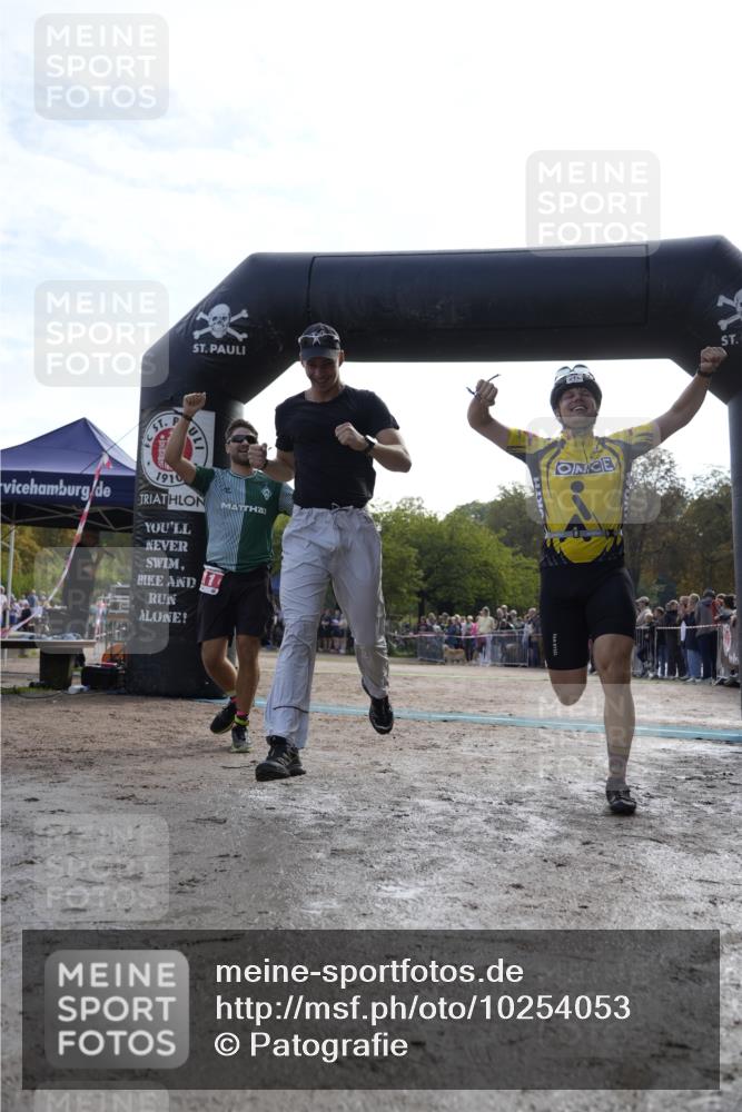13.09.2026 - Stadtparktriathlon Patografie http://msf.ph/oto/10254053 13.09.2026 10:48:31 Ziel 211, 212 meine-sportfotos.de