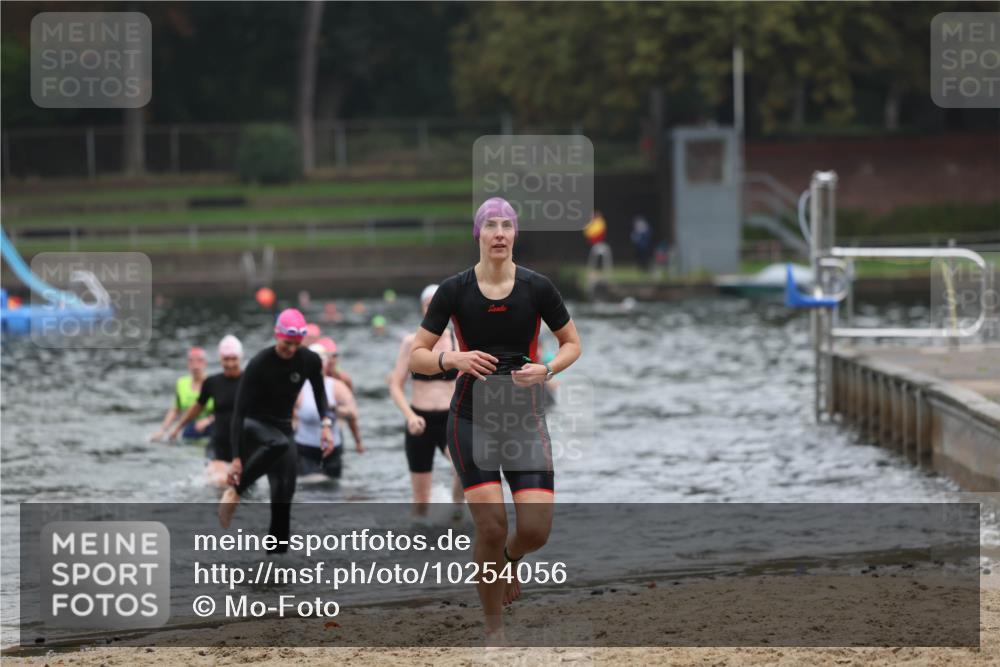 13.09.2026 - Stadtparktriathlon Mo-Foto http://msf.ph/oto/10254056 13.09.2026 10:14:03 Schwimmen 366, 371, 375, 403, 435, 452 meine-sportfotos.de