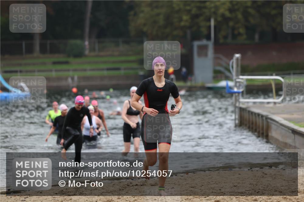 13.09.2026 - Stadtparktriathlon Mo-Foto http://msf.ph/oto/10254057 13.09.2026 10:14:03 Schwimmen 366, 371, 375, 403, 435, 452 meine-sportfotos.de