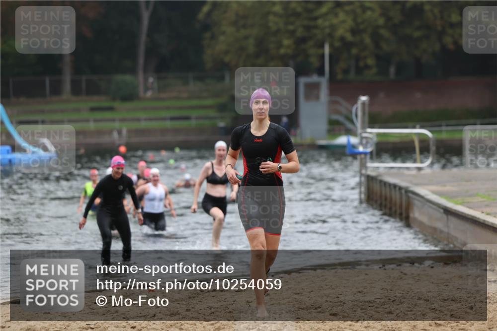 13.09.2026 - Stadtparktriathlon Mo-Foto http://msf.ph/oto/10254059 13.09.2026 10:14:03 Schwimmen 366, 371, 375, 403, 435, 452 meine-sportfotos.de
