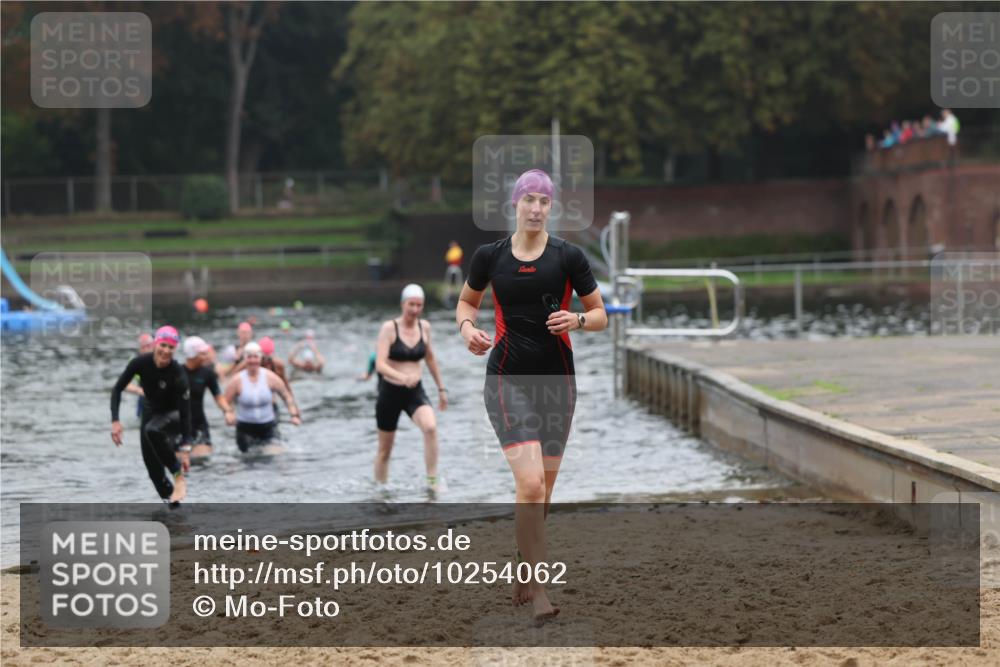 13.09.2026 - Stadtparktriathlon Mo-Foto http://msf.ph/oto/10254062 13.09.2026 10:14:04 Schwimmen 366, 371, 375, 403, 435, 452 meine-sportfotos.de