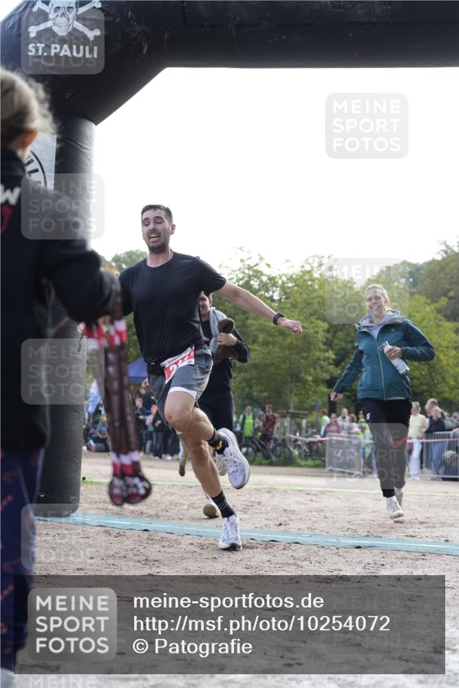 13.09.2026 - Stadtparktriathlon Patografie http://msf.ph/oto/10254072 13.09.2026 10:49:49 Ziel 214 meine-sportfotos.de