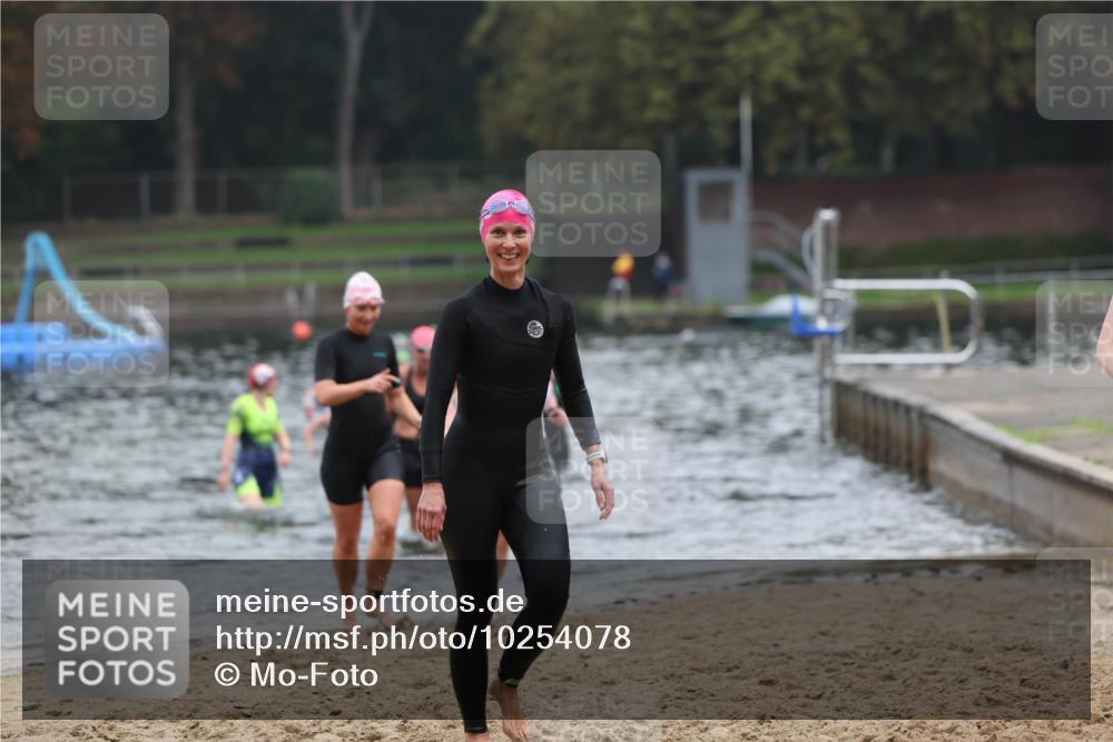 13.09.2026 - Stadtparktriathlon Mo-Foto http://msf.ph/oto/10254078 13.09.2026 10:14:10 Schwimmen 366, 371, 375, 403, 413, 416, 435 meine-sportfotos.de