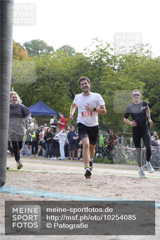 13.09.2026 - Stadtparktriathlon Patografie http://msf.ph/oto/10254085 13.09.2026 10:50:20 Ziel 262 meine-sportfotos.de