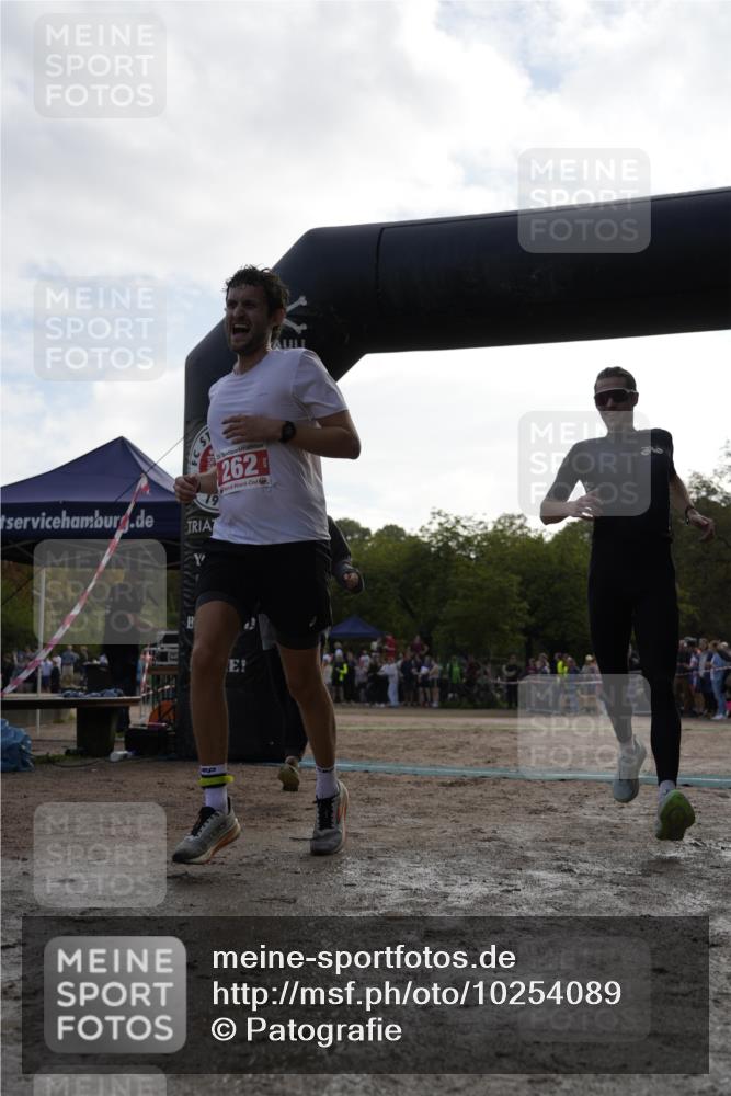 13.09.2026 - Stadtparktriathlon Patografie http://msf.ph/oto/10254089 13.09.2026 10:50:22 Ziel 262 meine-sportfotos.de