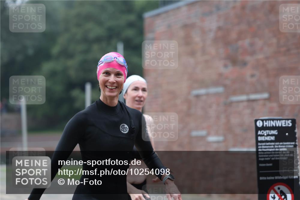 13.09.2026 - Stadtparktriathlon Mo-Foto http://msf.ph/oto/10254098 13.09.2026 10:14:14 Schwimmen 366, 375, 403, 413, 416, 427, 435 meine-sportfotos.de