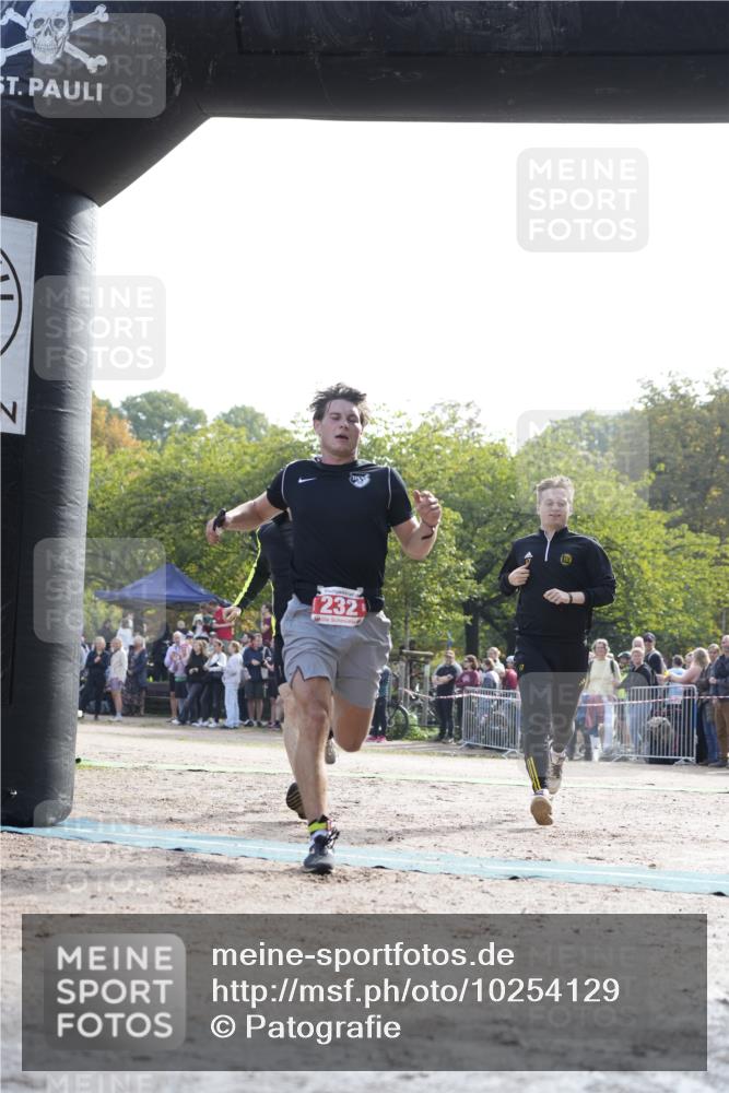 13.09.2026 - Stadtparktriathlon Patografie http://msf.ph/oto/10254129 13.09.2026 10:51:35 Ziel 232 meine-sportfotos.de