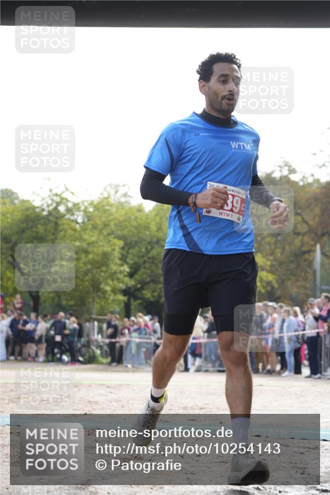 13.09.2026 - Stadtparktriathlon Patografie http://msf.ph/oto/10254143 13.09.2026 10:52:02 Ziel 339 meine-sportfotos.de
