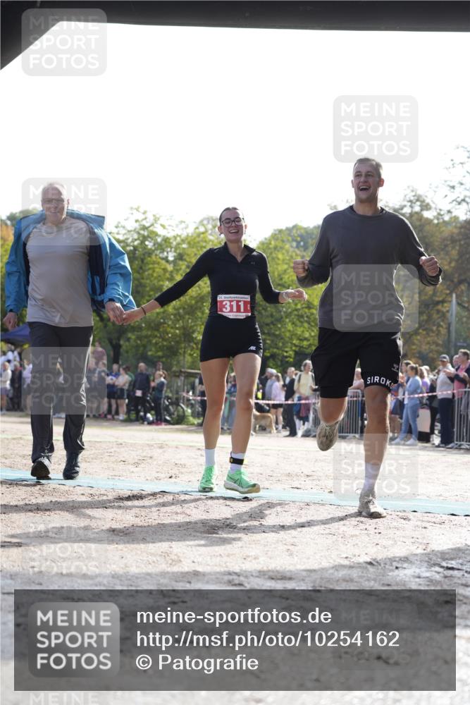13.09.2026 - Stadtparktriathlon Patografie http://msf.ph/oto/10254162 13.09.2026 10:52:24 Ziel 311 meine-sportfotos.de