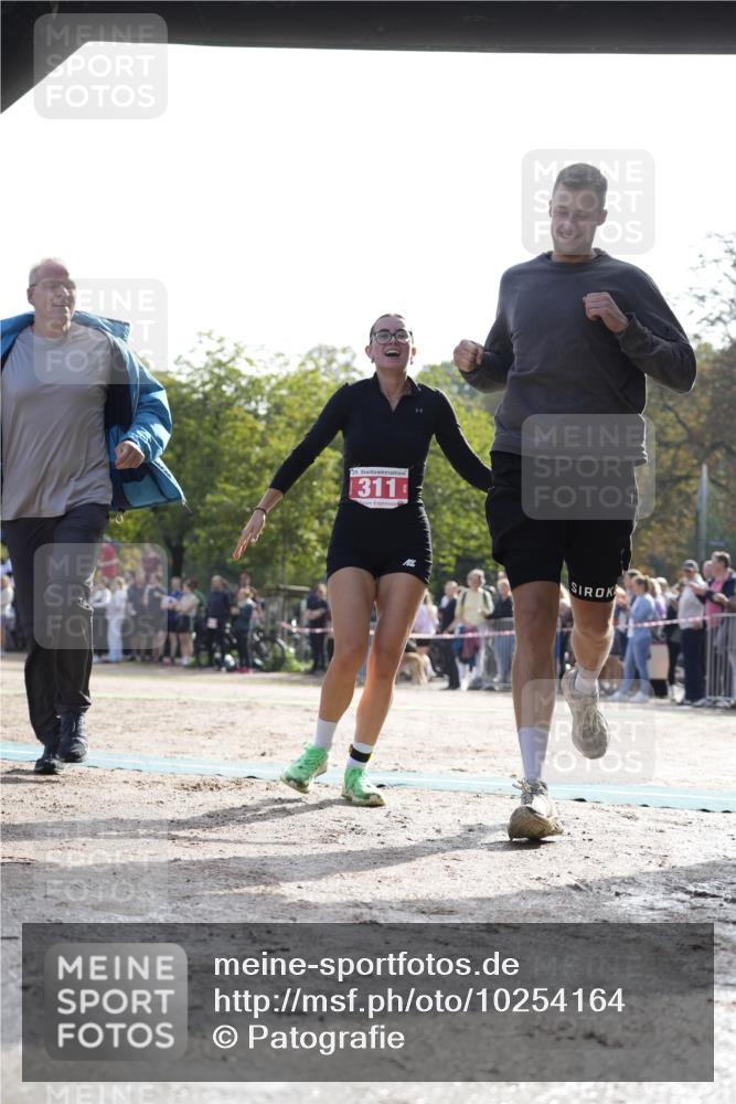 13.09.2026 - Stadtparktriathlon Patografie http://msf.ph/oto/10254164 13.09.2026 10:52:25 Ziel 311 meine-sportfotos.de