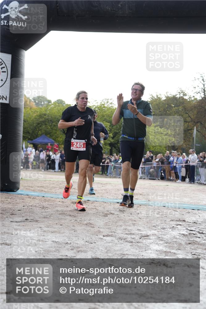 13.09.2026 - Stadtparktriathlon Patografie http://msf.ph/oto/10254184 13.09.2026 10:54:07 Ziel 245 meine-sportfotos.de