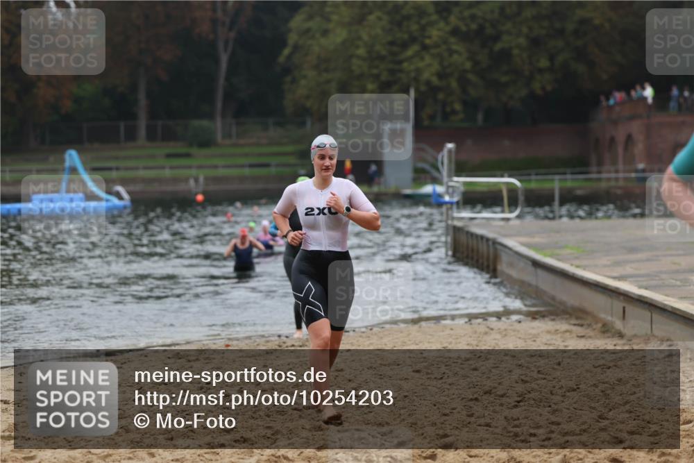 13.09.2026 - Stadtparktriathlon Mo-Foto http://msf.ph/oto/10254203 13.09.2026 10:14:39 Schwimmen 370, 410, 431, 460 meine-sportfotos.de
